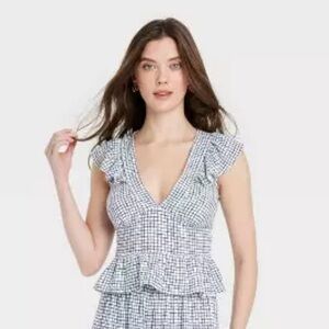 Universal Thread Blue and White Blouse with Chic Design